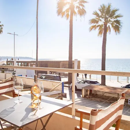 شقة Large On The Seafront أنتيب