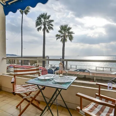 Appartement Large On The Seafront *