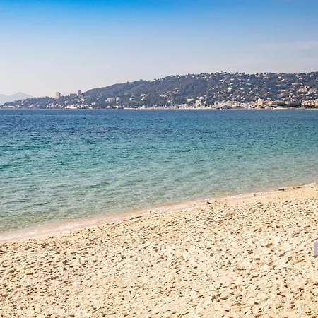 شقة Large On The Seafront *